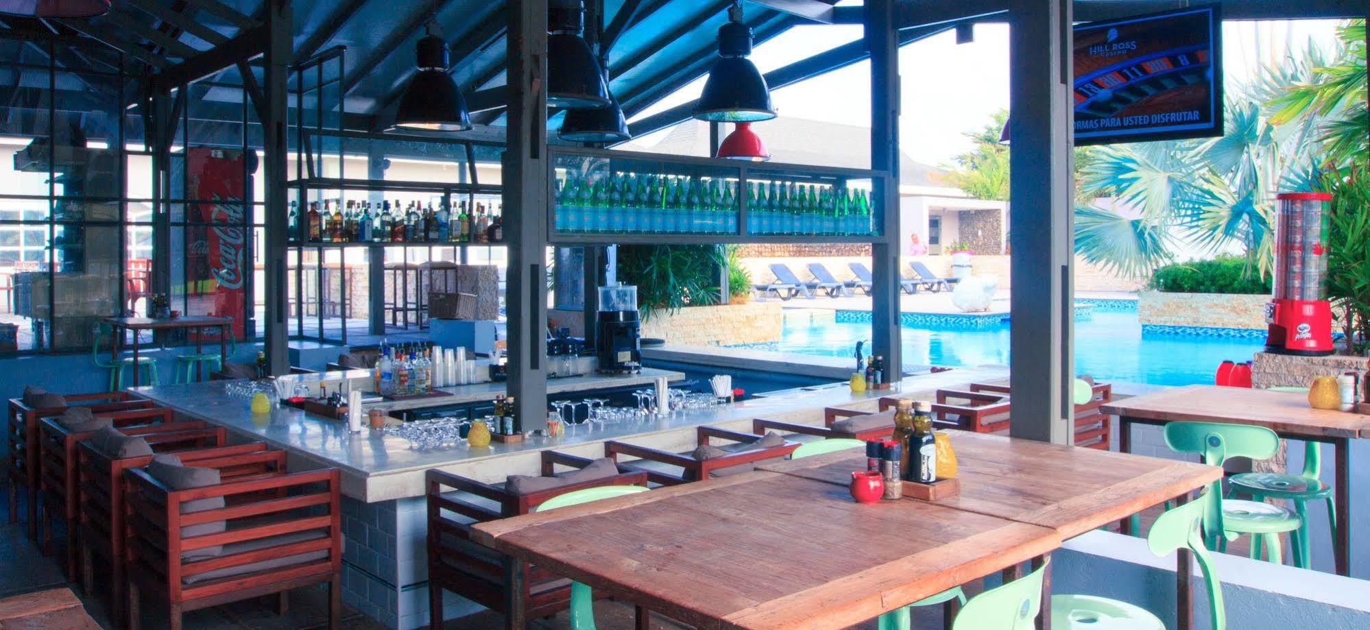 וילמסטאד Trupial Hotel & Casino מראה חיצוני תמונה